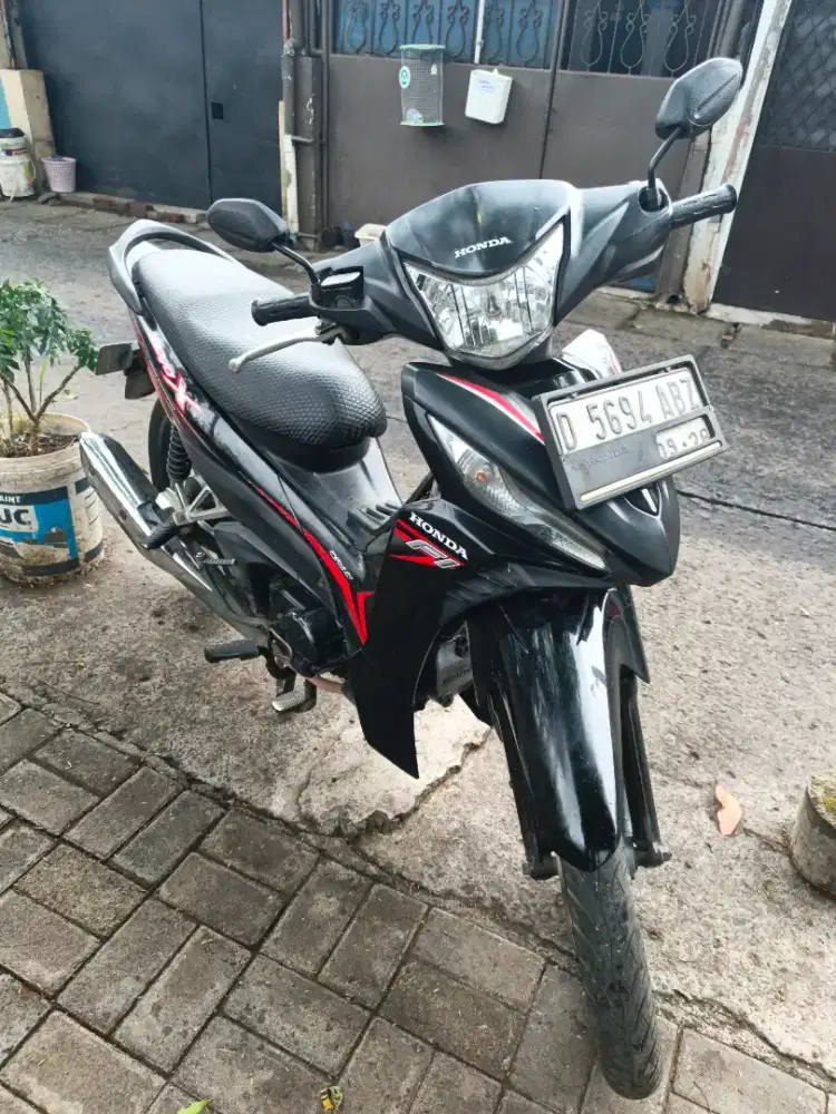 Revo X 2018 Pajak Isi