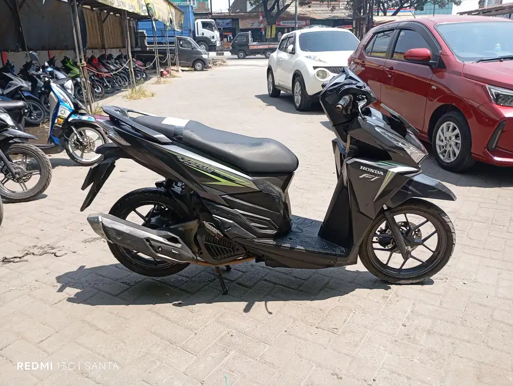 Honda Vario 125 LED old Tahun 2016 Free Balik Nama
