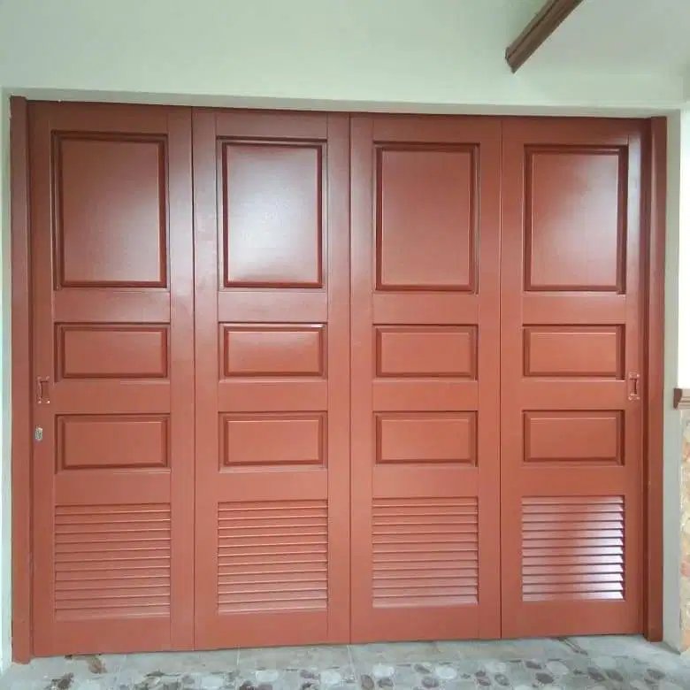 Pintu garasi handerson minimalis