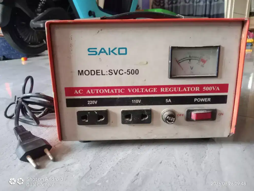 Stabilizer listrik sako SVC-500