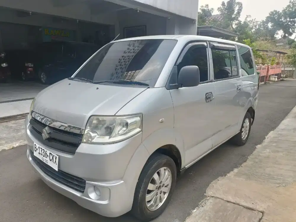 Suzuki APV arena GL MT th 2015