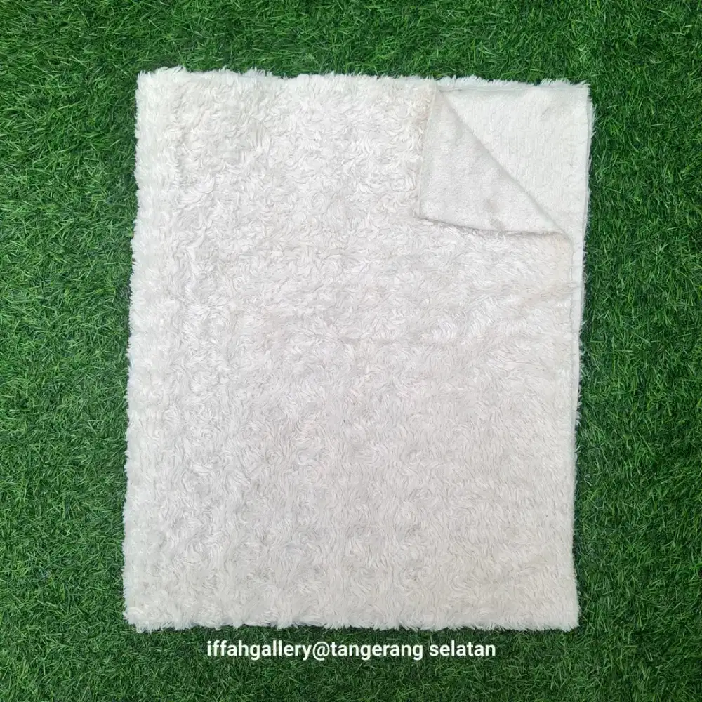 Alas Bulu Dekorasi Alas Foto Alas Sofa  Bersih Normal Siap Pakai