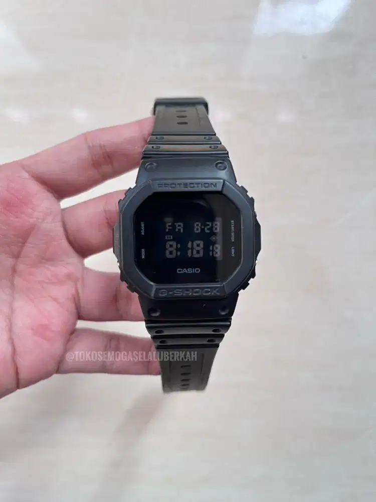 Casio G-Shock DW-5600BB / G Shock DW5600 Gshock no seiko garmin coros