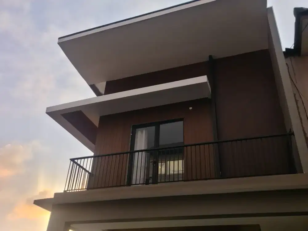 Termurah Rumah 2 Lantai Siap di Komplek Abadi Regency Gegerkalong Bandung