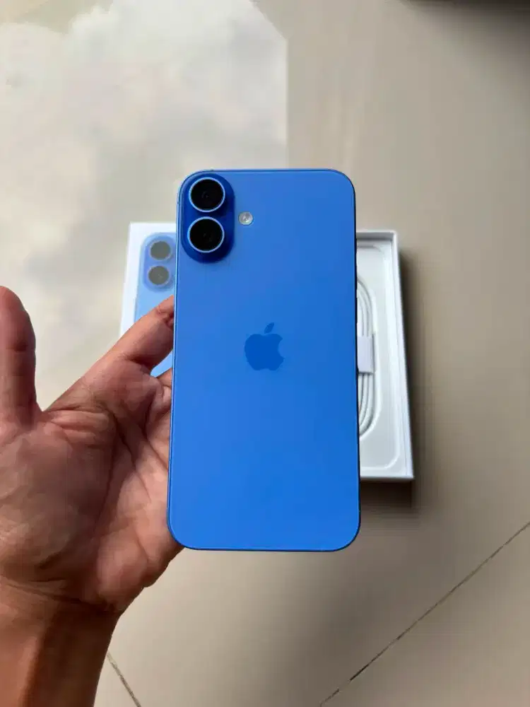 iPhone 16 Plus 128GB inter Ultramarine - second