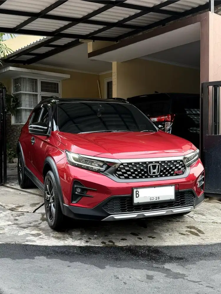 KM 20Rb / 2023 Wrv RS AT Two Tone KM low