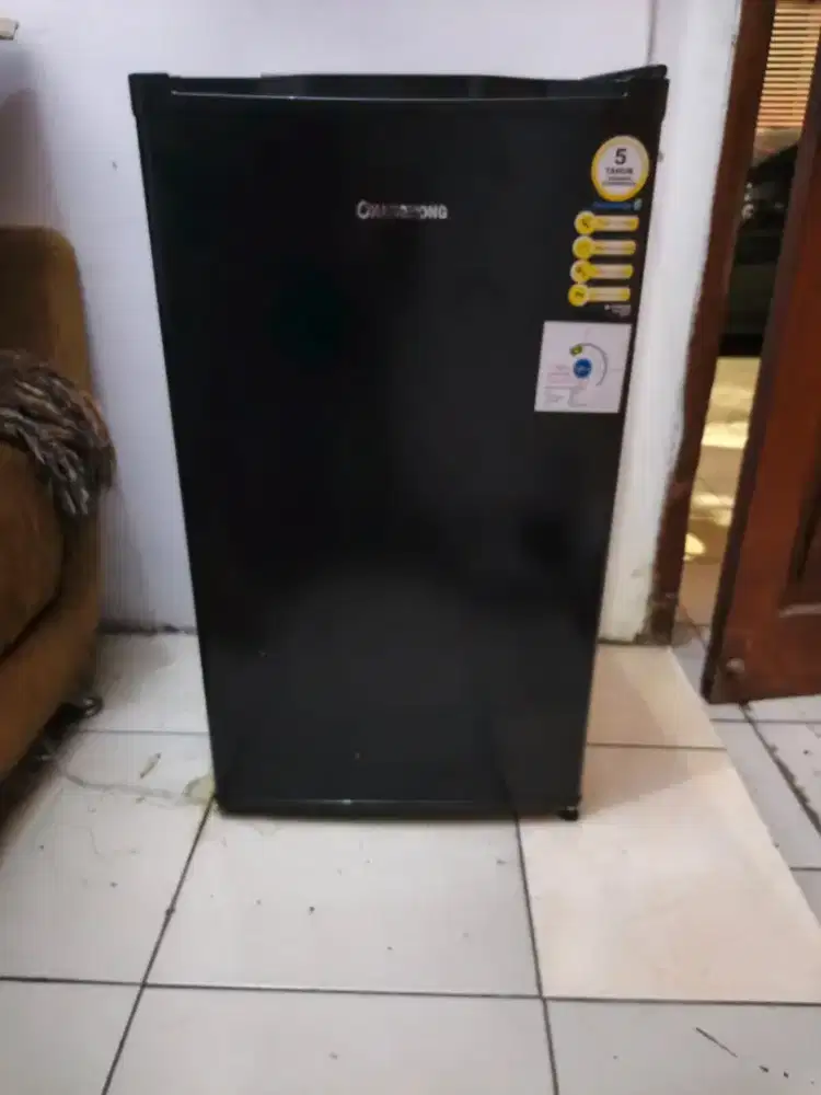 Kulkas Changhong CBC-100 kap.100L
