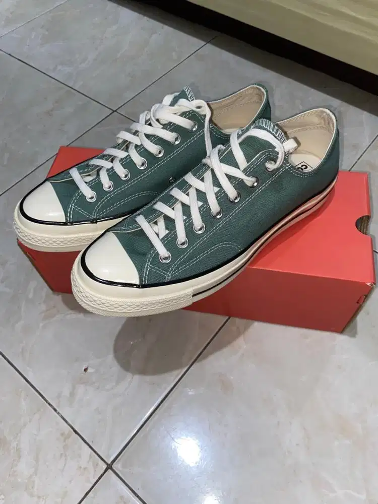 Sepatu converse 70s uk 42