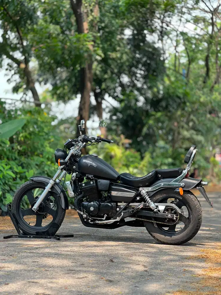 BENELLI PATAGONIAN EAGLE 250 EFI HITAM 2022 KM 10K PAJAK ON LIKE NEW