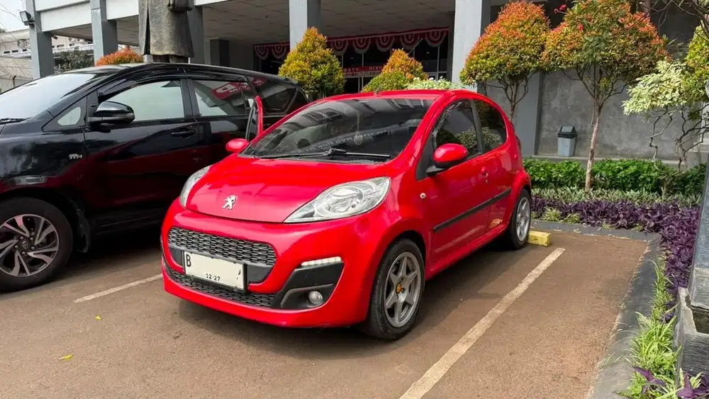 Dijual murah Peugeot 107 thn 2013