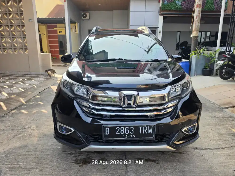 Honda BR-V E Bensin A/T Tahun 2021/Hitam
