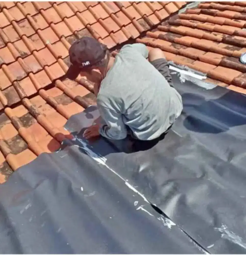 Kami tukang perbaikan atap bocor dan renovasi rumah dll