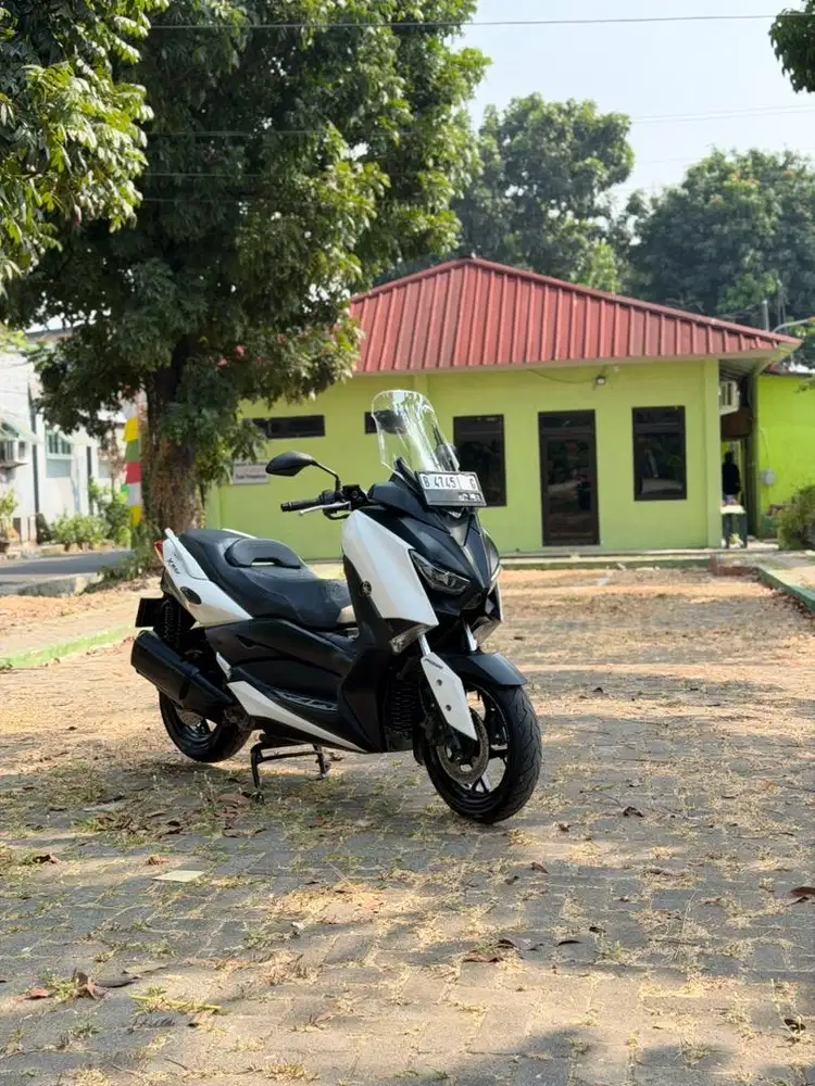 Xmax 2018 mint condition!