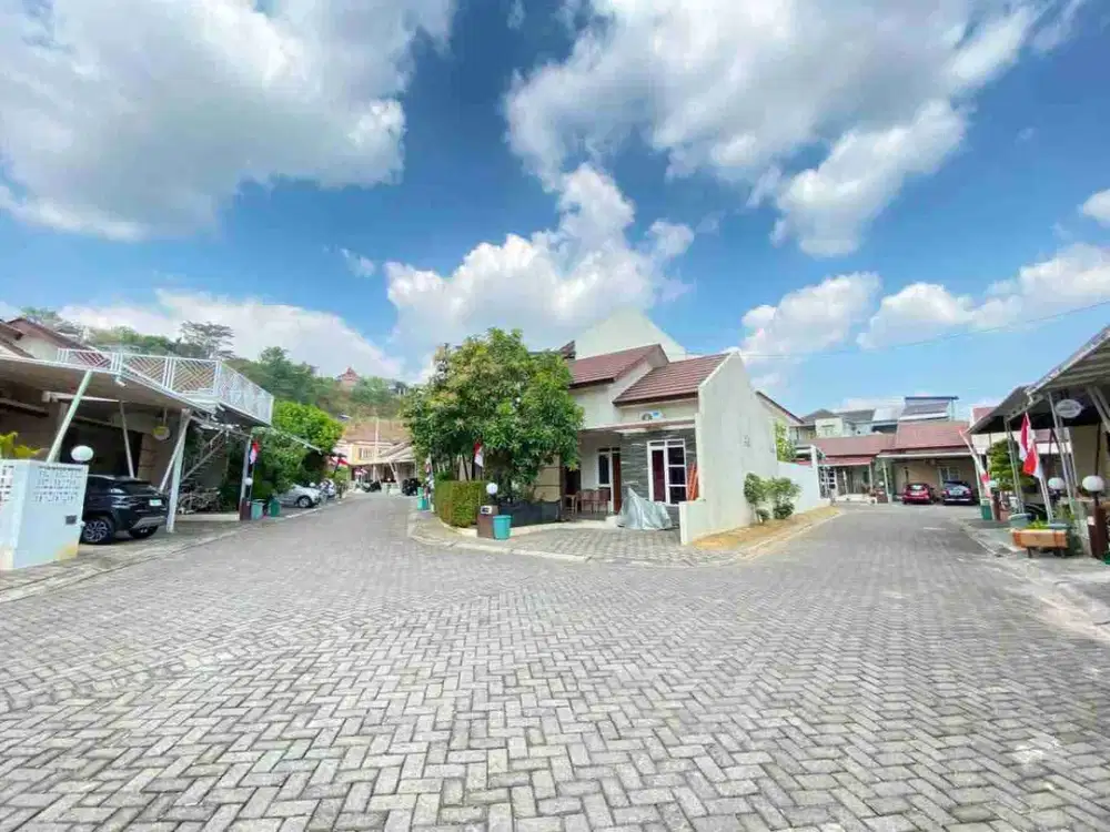 Rumah Hook di Bukit Elang Residence Cluster Wallace, Mangunharjo