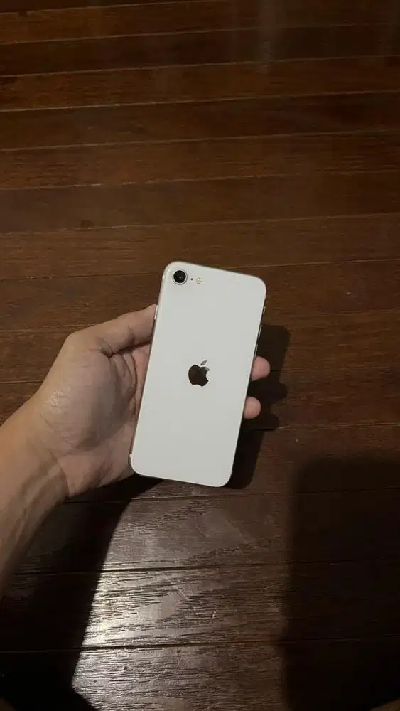 iPhone SE 2 128 GB Kemenperin setara iBox