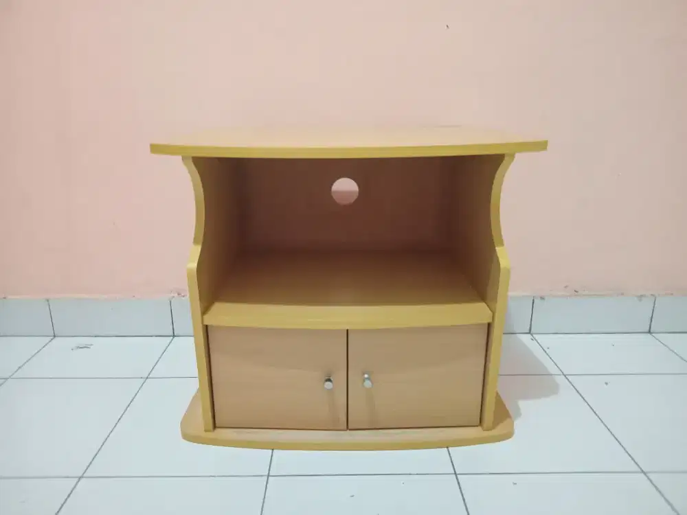 Meja Rak TV Minimalis Murah Meriah