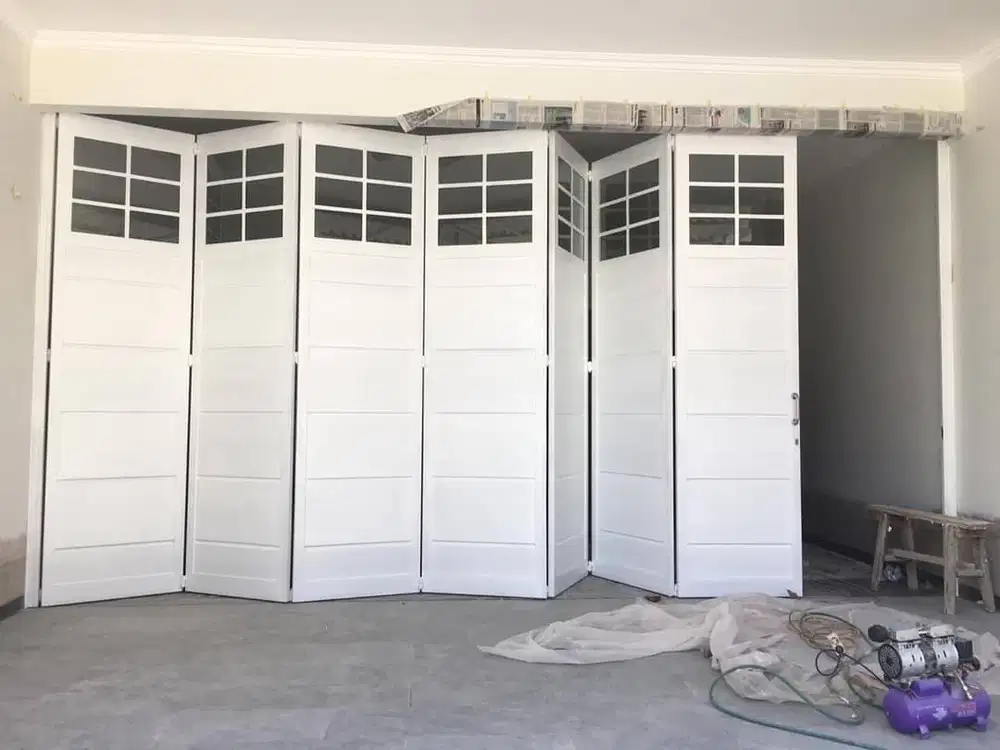 Pintu garasi handerson model sliding lipat