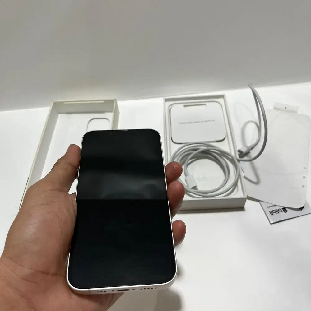 iPhone 13 128gb iBox