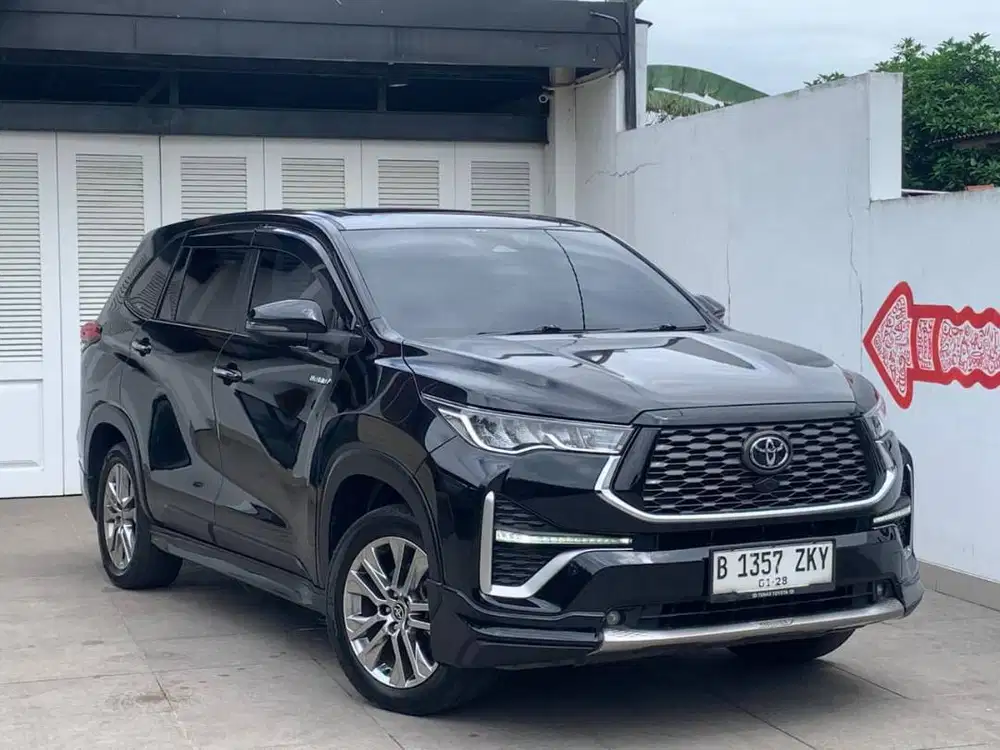 TOYOTA KIJANG INNOVA 2.0 ZENIX Q HYBRID TSS MODELLISTA
