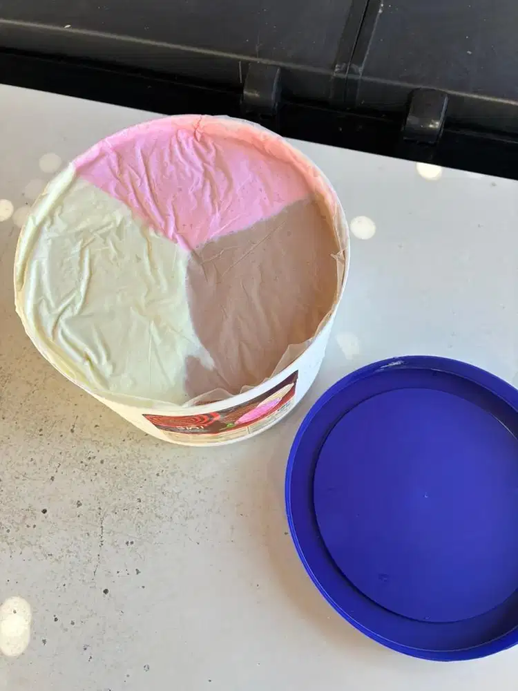 Es Krim Ice Cream Ember Emberan 5 liter Halocoko Aice 3 Rasa 3 in 1