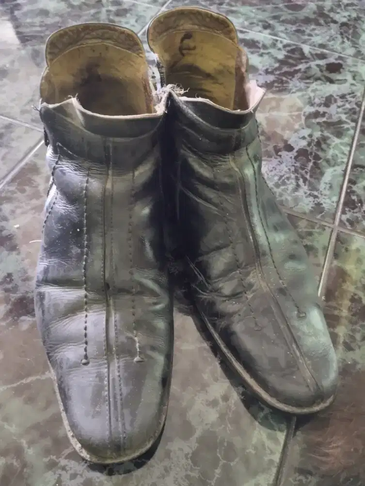 Sepatu kulit Buccheri uk 40