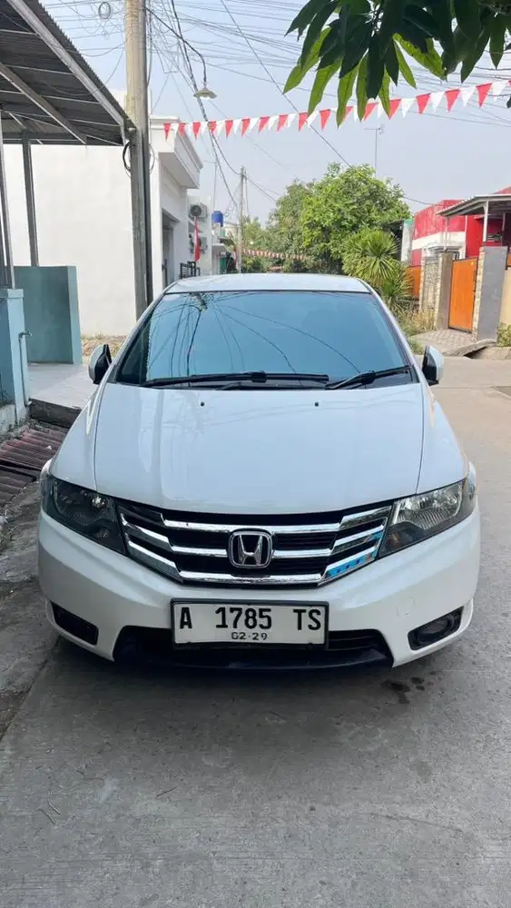 Honda city E (RS) Matic 2013