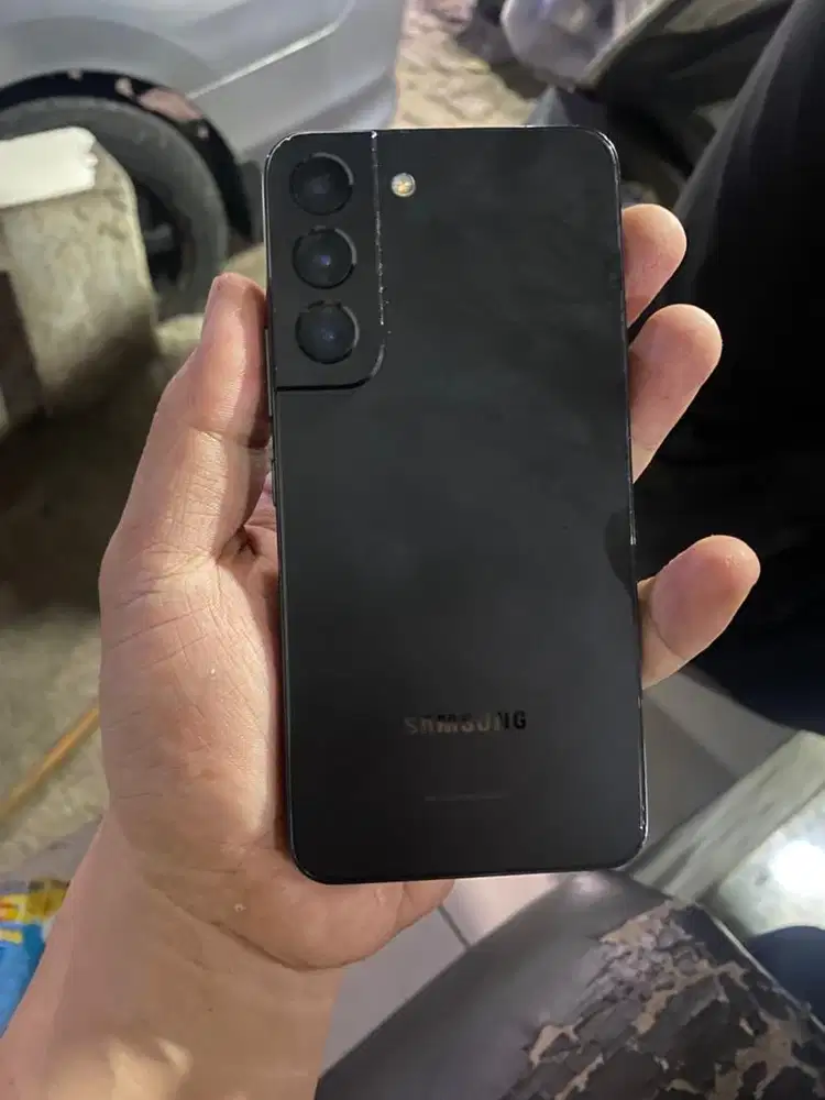 Samsung s22 8/256