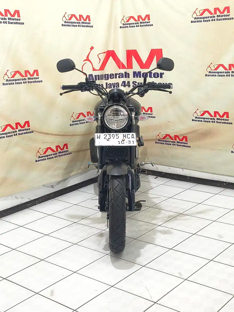 Yamaha XSR 155 Tahun 2021 Warna Hitam