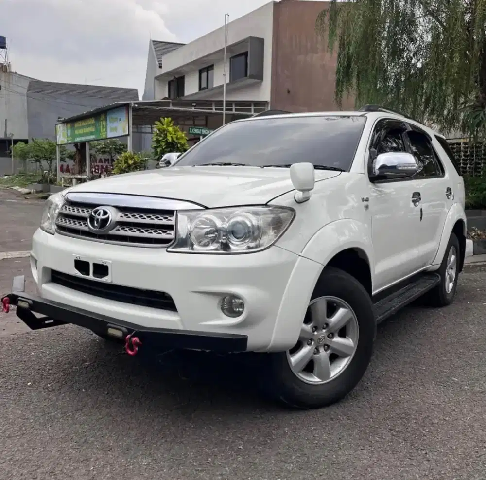 Jual Cepat! Toyota Fortuner 2.5 G 2011
