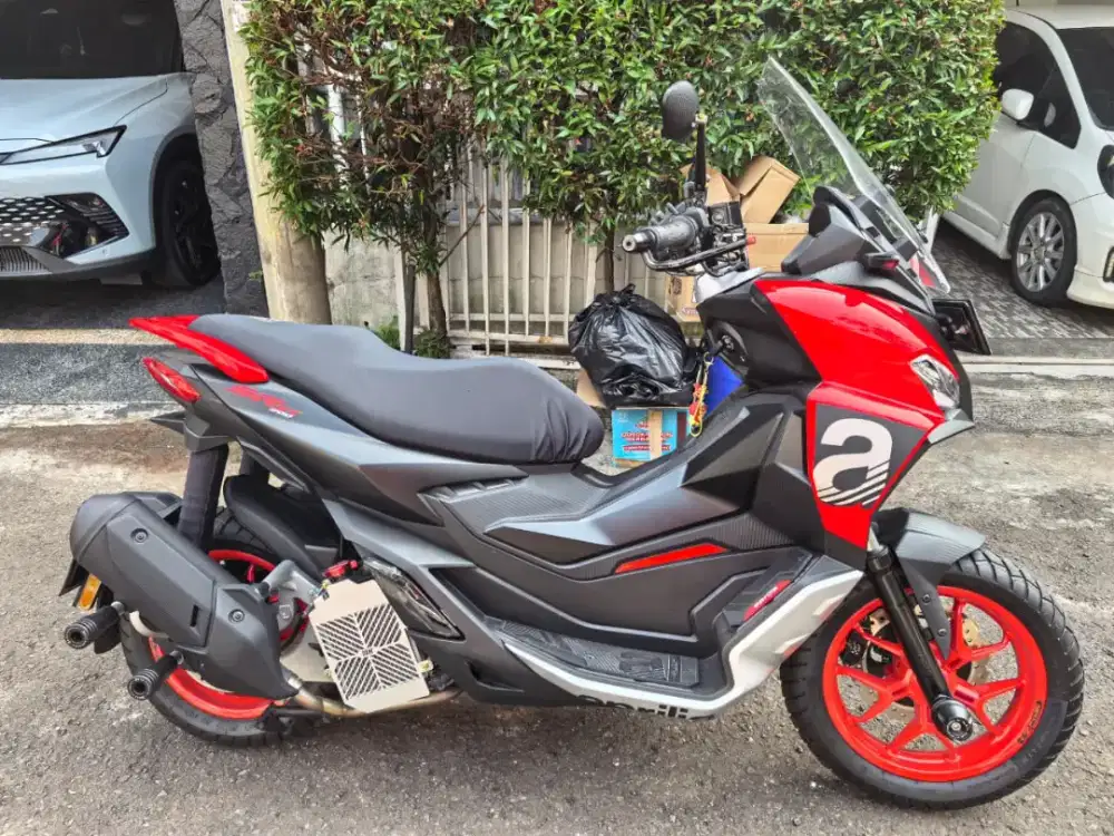 Aprilia SR GT Sport 200, Warna Red Raceway Low Km 1100 Like New