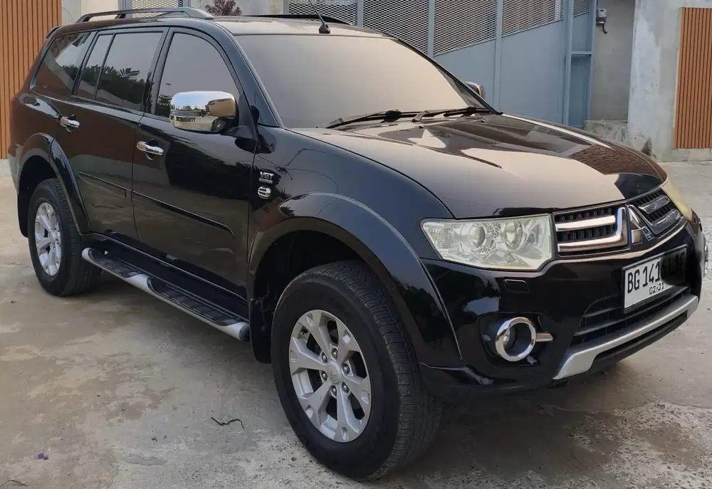 Pajero Sport Dakar 4X2 AT 2014/2015