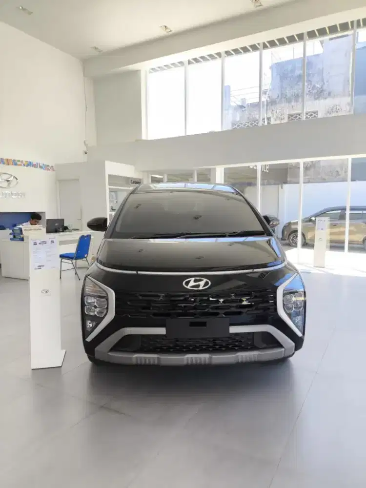 Hyundai Stargazer Essential MT 2025