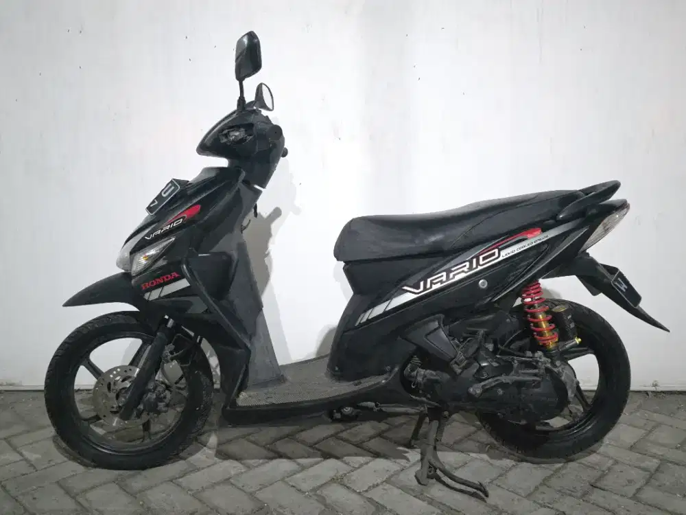 Vario 2010 Hitam Merah
