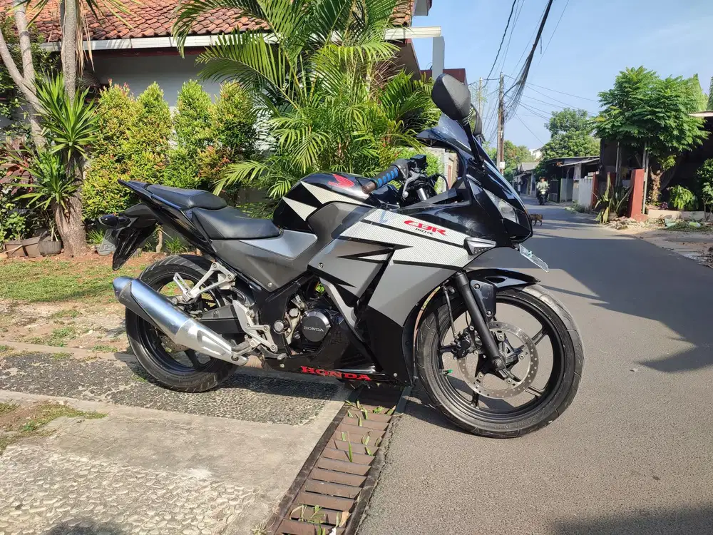 DIJUAL CBR K45 TAHUN 2014