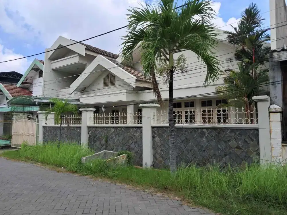 Disewakan Rumah Siap Huni – Dharmahusada Indah Barat (DHI Barat)