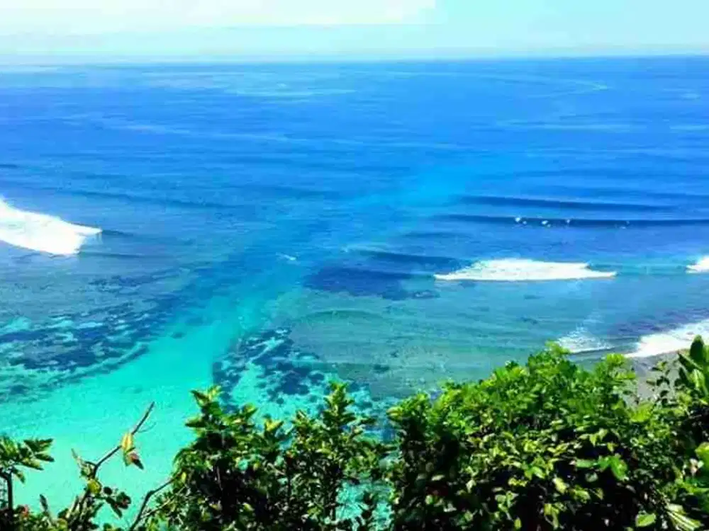 TANAH TEBING LAUT, PANTAI GREN BOWL UNGASAN