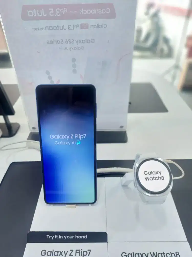 SAMSUNG Z FLIP7 256