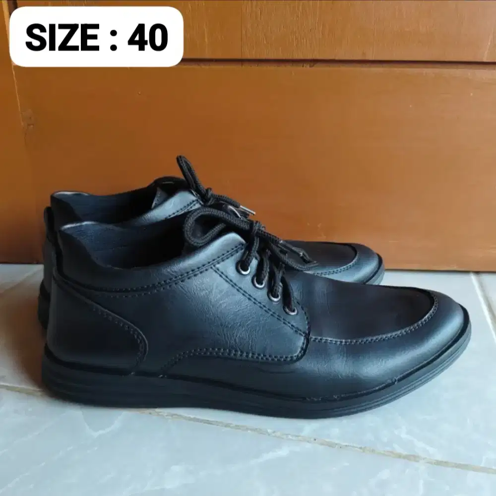 SEPATU PANTOFEL