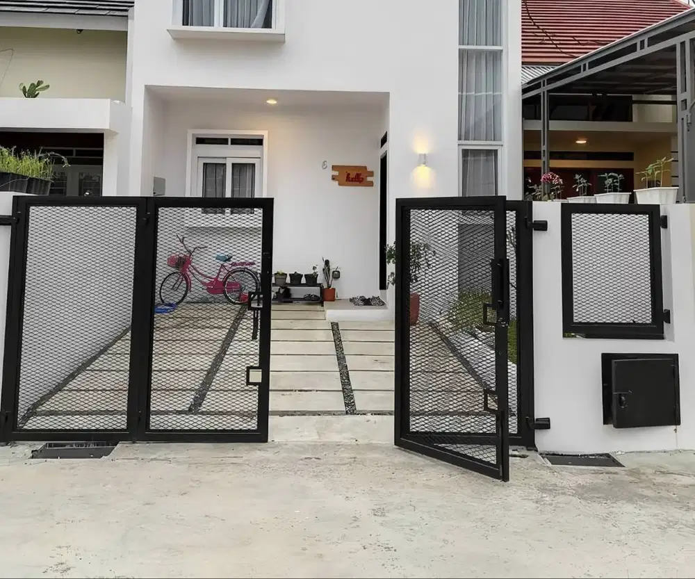 Pagar Lipat Minimalis untuk Garasi Mobil