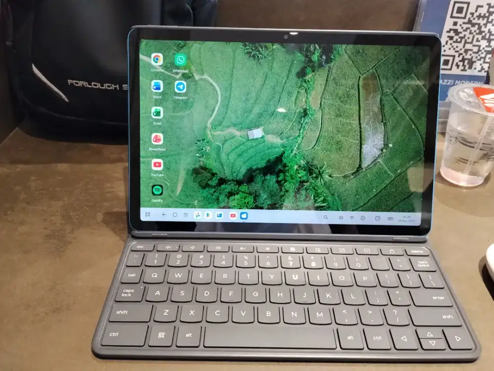 Motopad 60 neo keyboard dan stylus