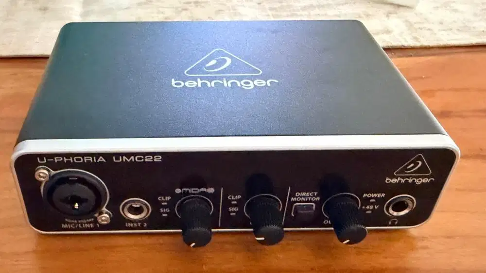 Behringer uphoria umc22