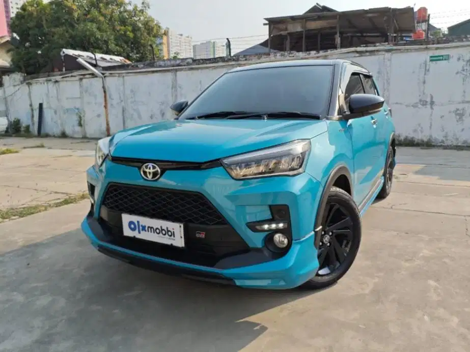 KM Rendah - Toyota Raize 1.0 GR Sport Two Tone Bensin-AT 2023
