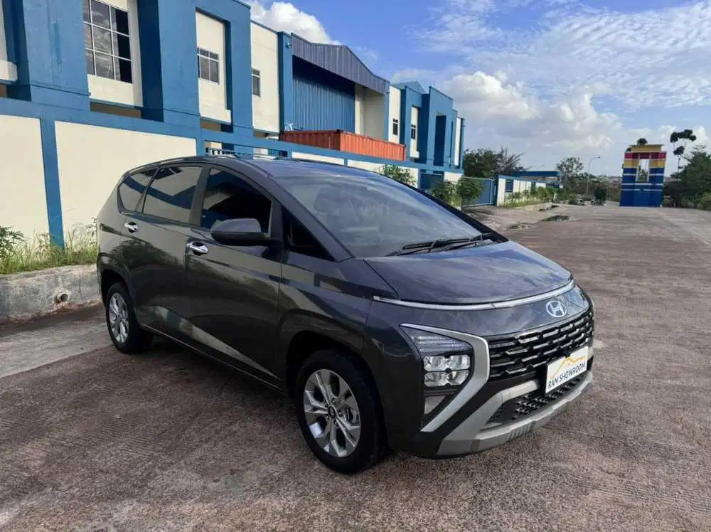 HYUNDAI STARGEZER AT 2025