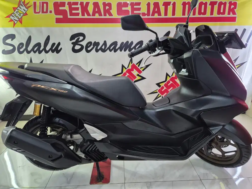 Allnew PCX 160 roadsync abs 2025 plat L istimewa