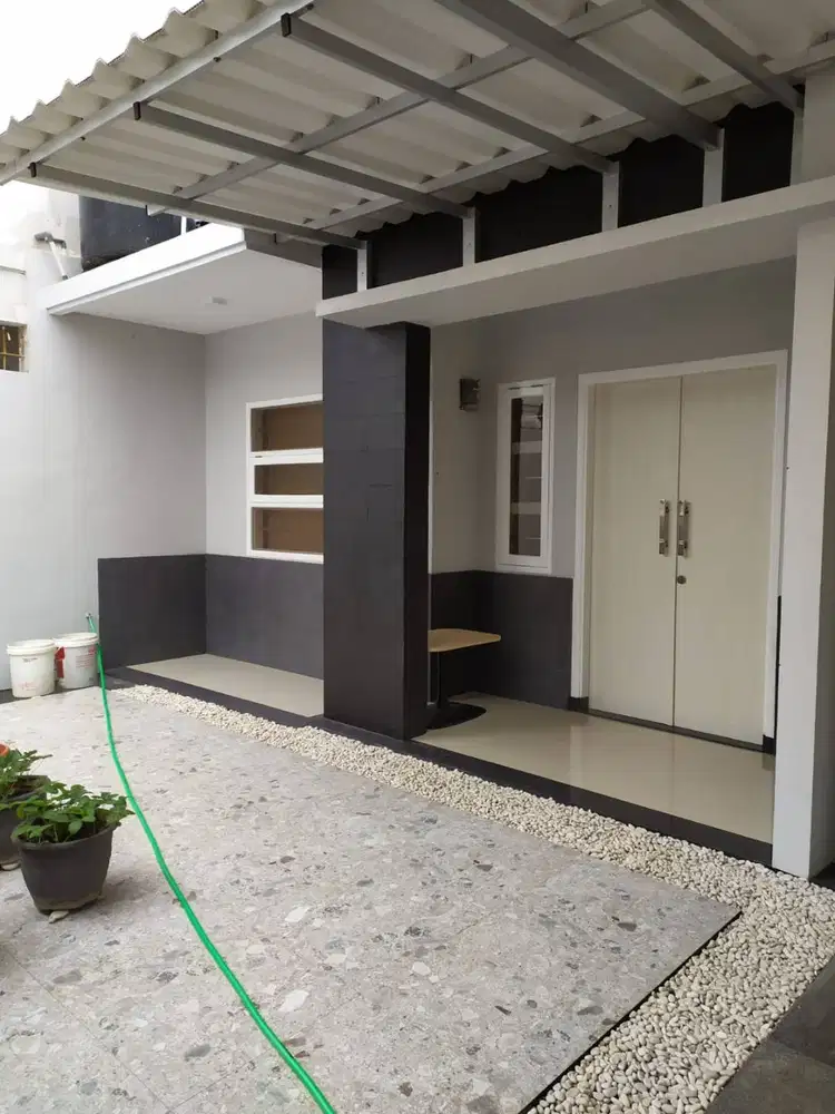 Dijual Rumah Terawat Siap Huni di Taman Cibaduyut Indah