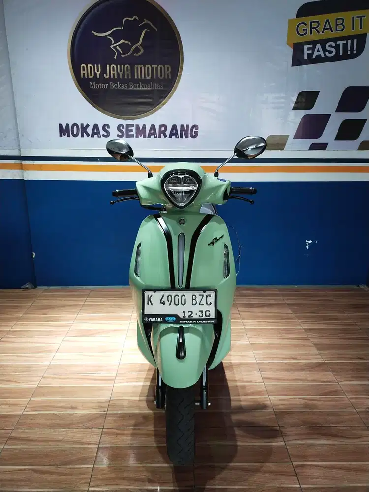 YAMAHA GRAND FILANO HYBRID NEO 2025