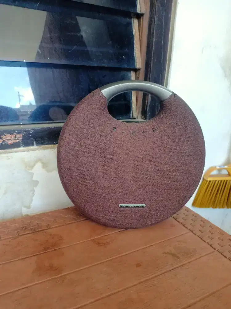 Jual speaker Harman Kardon onix 7