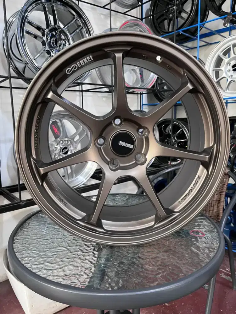 Enkei TS7 ring 18 lebar 8,5 pcd 5x114,3 ET 38 4pcs