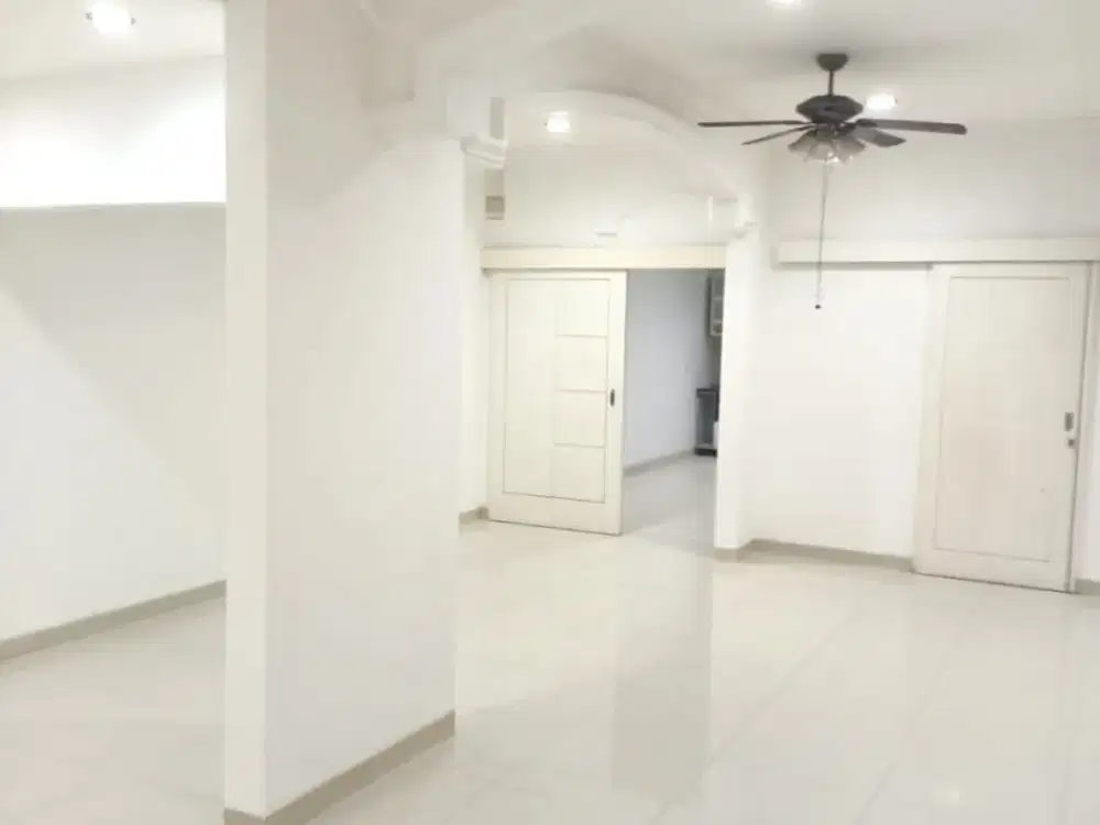 Rumah Cluster Alamanda 2lt 9x23 209m type 3KT JGC Jakarta Garden City Cakung