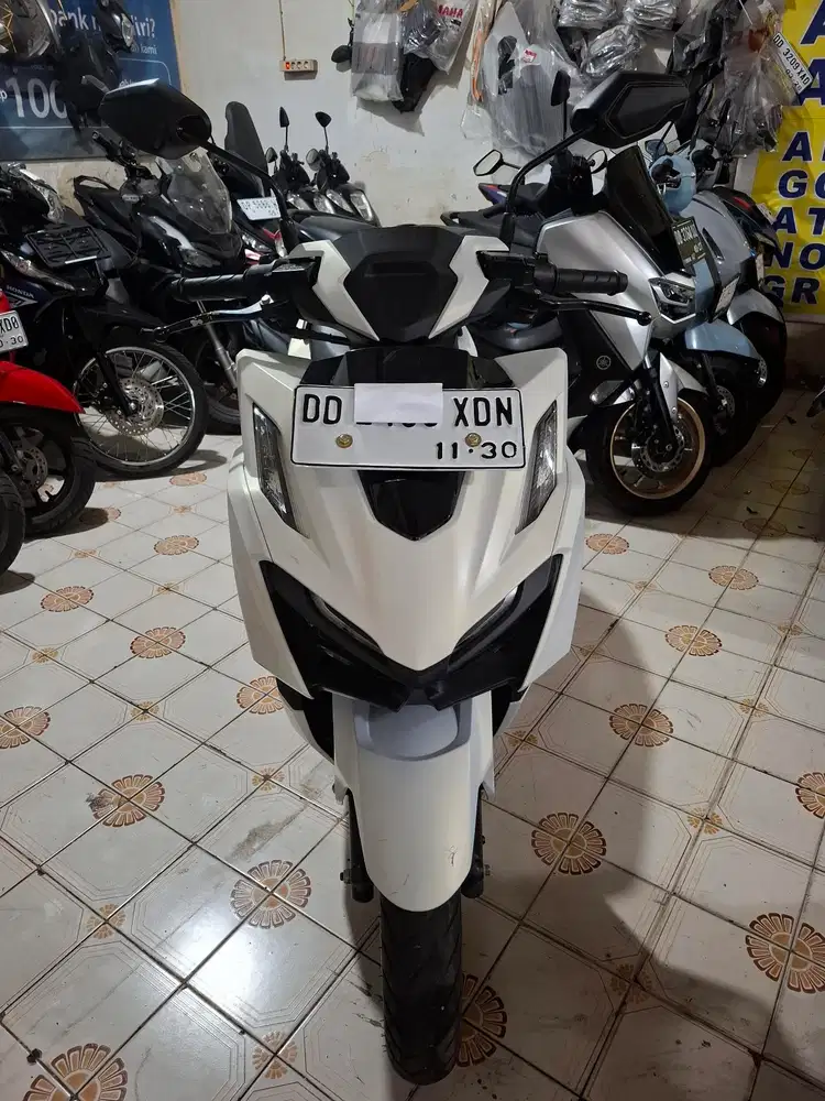 Honda Vario ABS 160cc 2025 Putih